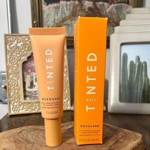 NEW Live Tinted Hueguard Sunscreen, Moisturizer, Primer SPF 30